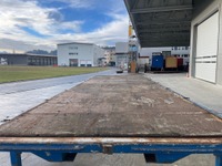 SULG292_2835601 vehicle image