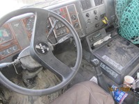 JAQU922_2823876 vehicle image