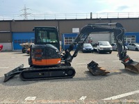 AVOC10578_2796258 vehicle image