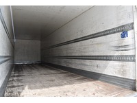TOC1273_3028076 vehicle image