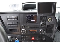TOC1273_3038531 vehicle image