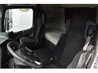 TOC1273_3038531 vehicle image