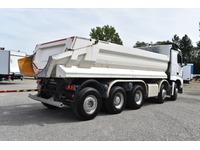 TOC1273_3038531 vehicle image