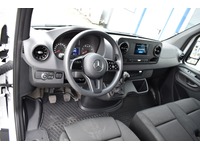 TOC1273_2741425 vehicle image