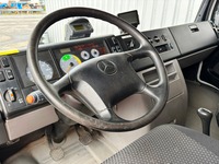 MAN126_2762896 vehicle image