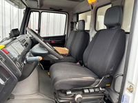 MAN126_2762896 vehicle image