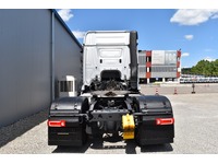 TOC1273_2666705 vehicle image
