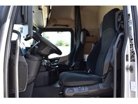 TOC1273_2666705 vehicle image