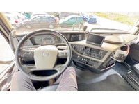 TAMZ4659_2841898 vehicle image