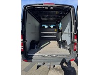 STUD177_2825641 vehicle image