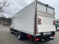 0102026 vehicle image