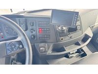 TAMZ4659_2704636 vehicle image