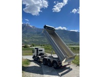 VISA147_2617570 vehicle image