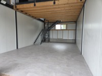 SOMM2698_2831936 vehicle image