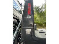 VISA147_2727216 vehicle image