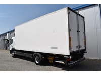 TOC1273_2692940 vehicle image