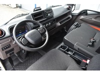 TOC1273_3037914 vehicle image