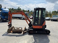 AGRO3463_2659968 vehicle image