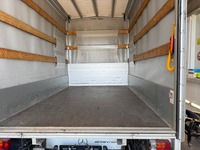 NAEF243_2997403 vehicle image
