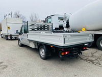 KIEN210_2823393 vehicle image