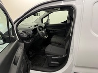 EFAG9324_2760423 vehicle image