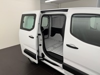 EFAG9324_2760423 vehicle image