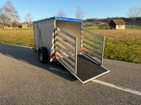 HUTT218_2886926 vehicle image