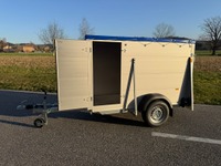 HUTT218_2886926 vehicle image