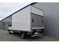TOC1273_2920876 vehicle image