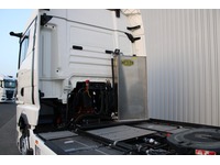 BFS260_2868124 vehicle image