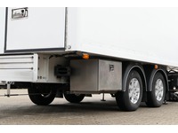 DOLD2821_2710350 vehicle image