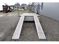 TOC1273_2766274 vehicle image