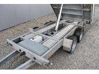 TOC1273_2766274 vehicle image