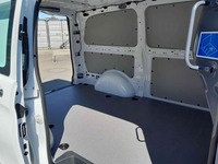 ALTH1974_2892705 vehicle image