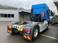 PEMA569_2607217 vehicle image