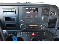 TOC1273_2838731 vehicle image