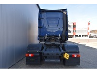 TOC1273_2838731 vehicle image