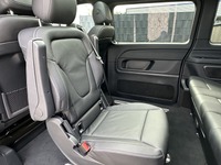 RINA4324_2917397 vehicle image