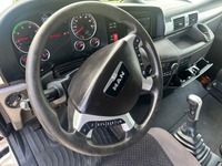 UNIK8334_2690983 vehicle image