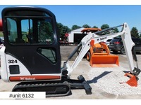 FUER278_2941269 vehicle image