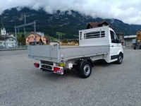 VONA10180_2704422 vehicle image