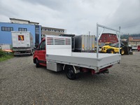 VONA10180_2704427 vehicle image