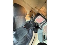 MISU2375_2841743 vehicle image