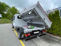 GCTA8102_3002017 vehicle image