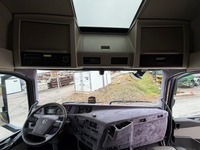 UNIK8334_2782430 vehicle image