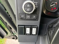 WIND191_3032904 vehicle image