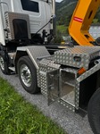 SCHU1479_2707577 vehicle image