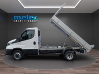FLAA9869_2677742 vehicle image