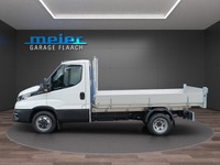 FLAA9869_2677742 vehicle image