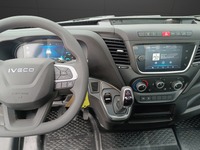 FLAA9869_2677742 vehicle image